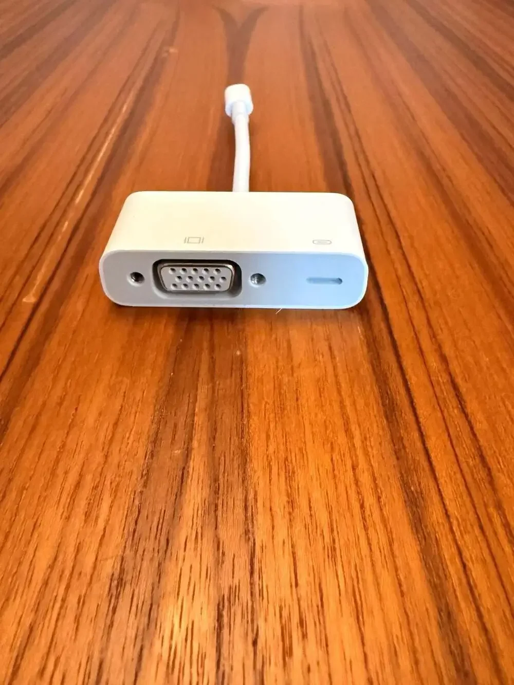 Apple lightning vga